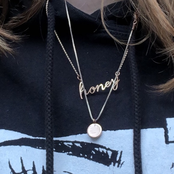 H&M rose cold circle necklace - Picture 1 of 3